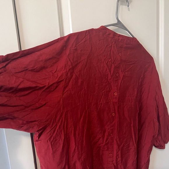 Maroon Button down shirt - Picture 4 of 5
